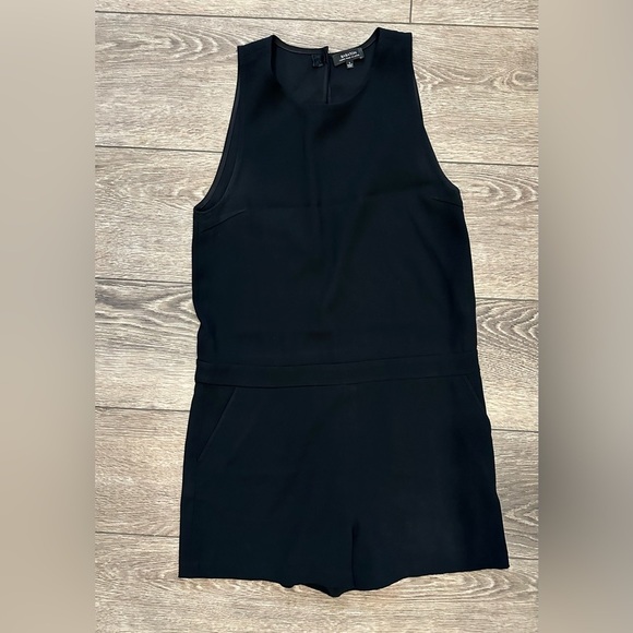 Babaton jumpsuit shorts one piece black SZ 6 - Picture 1 of 4